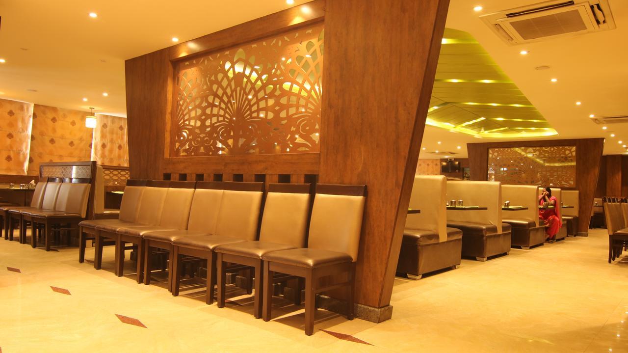 Sri Nandi Comforts Hotel Bangalore Bagian luar foto