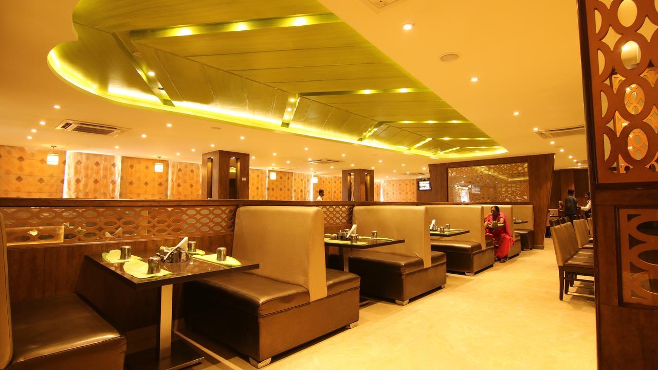 Sri Nandi Comforts Hotel Bangalore Bagian luar foto